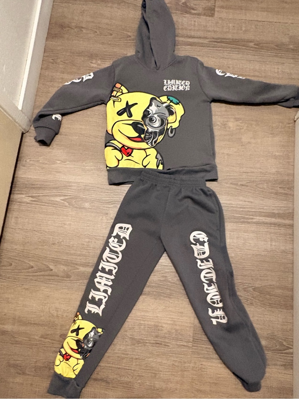 Kids Gray Graphic Hoodie & Jogger Set with Yellow Character